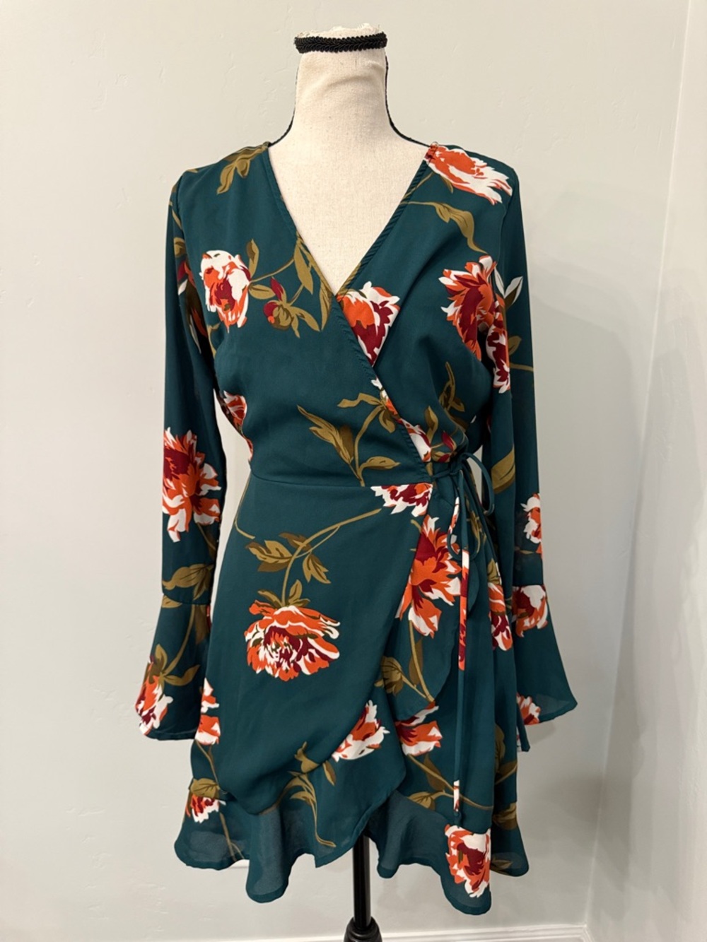 Lily Rose Green Floral Wrap Dress Small Boho Long Bell Sleeve Ruffle Hem Mini